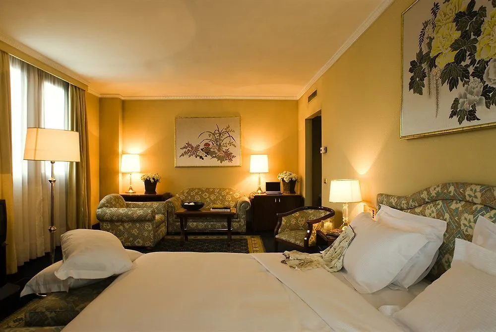 Starhotels Du Parc Parma 4*,