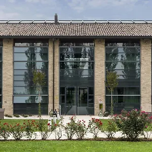 Western פארמה