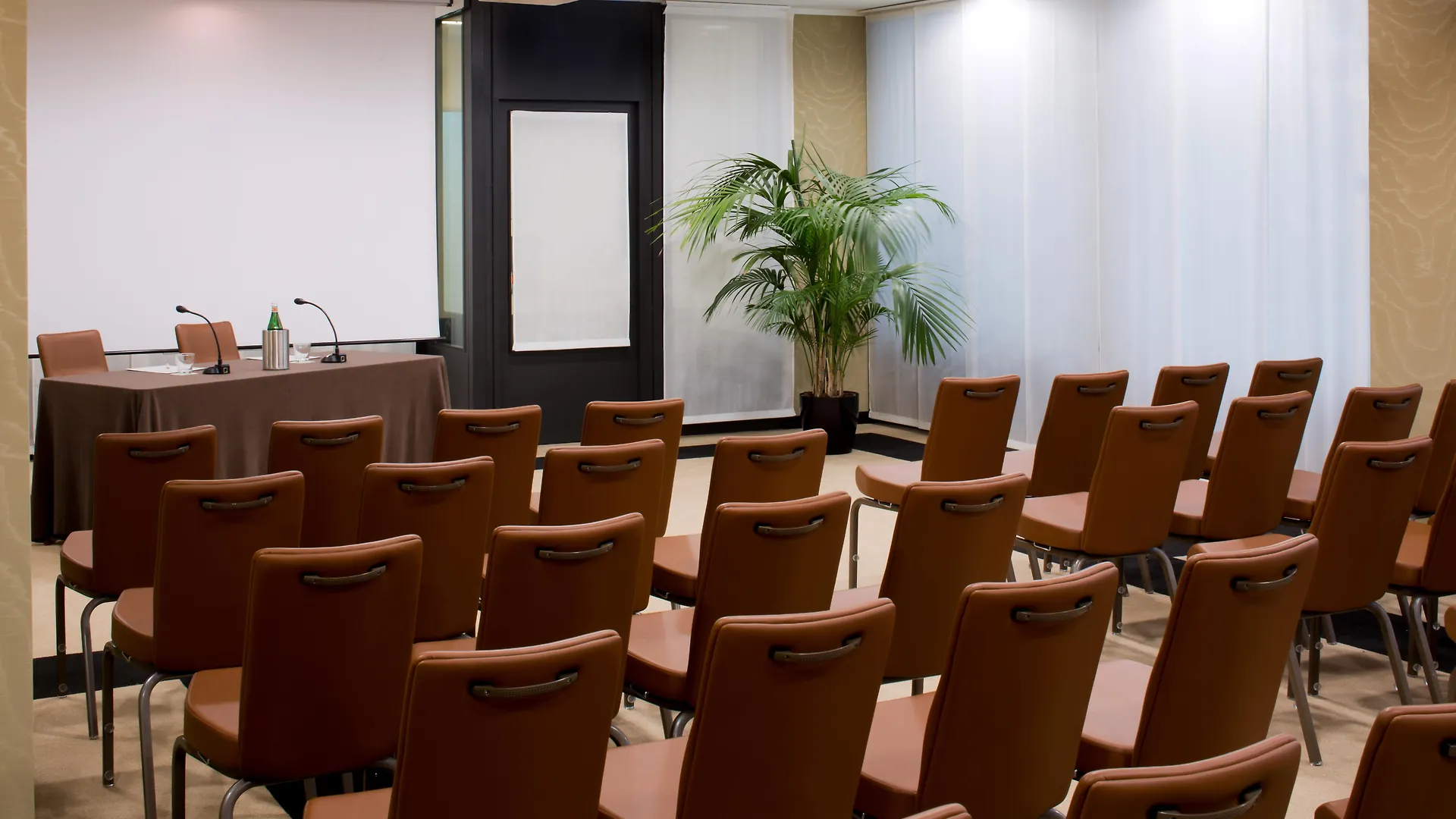 Starhotels Du Parc Parma 4*,  Italia
