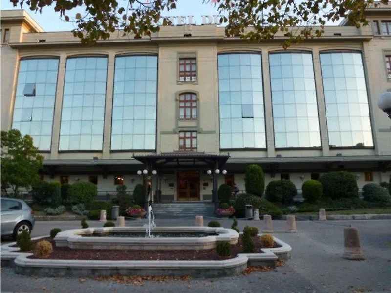 מלון פארמה Starhotels Du Parc