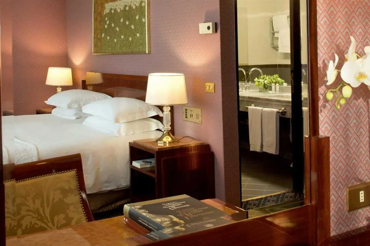**** Hotel Starhotels Du Parc Parma Italia
